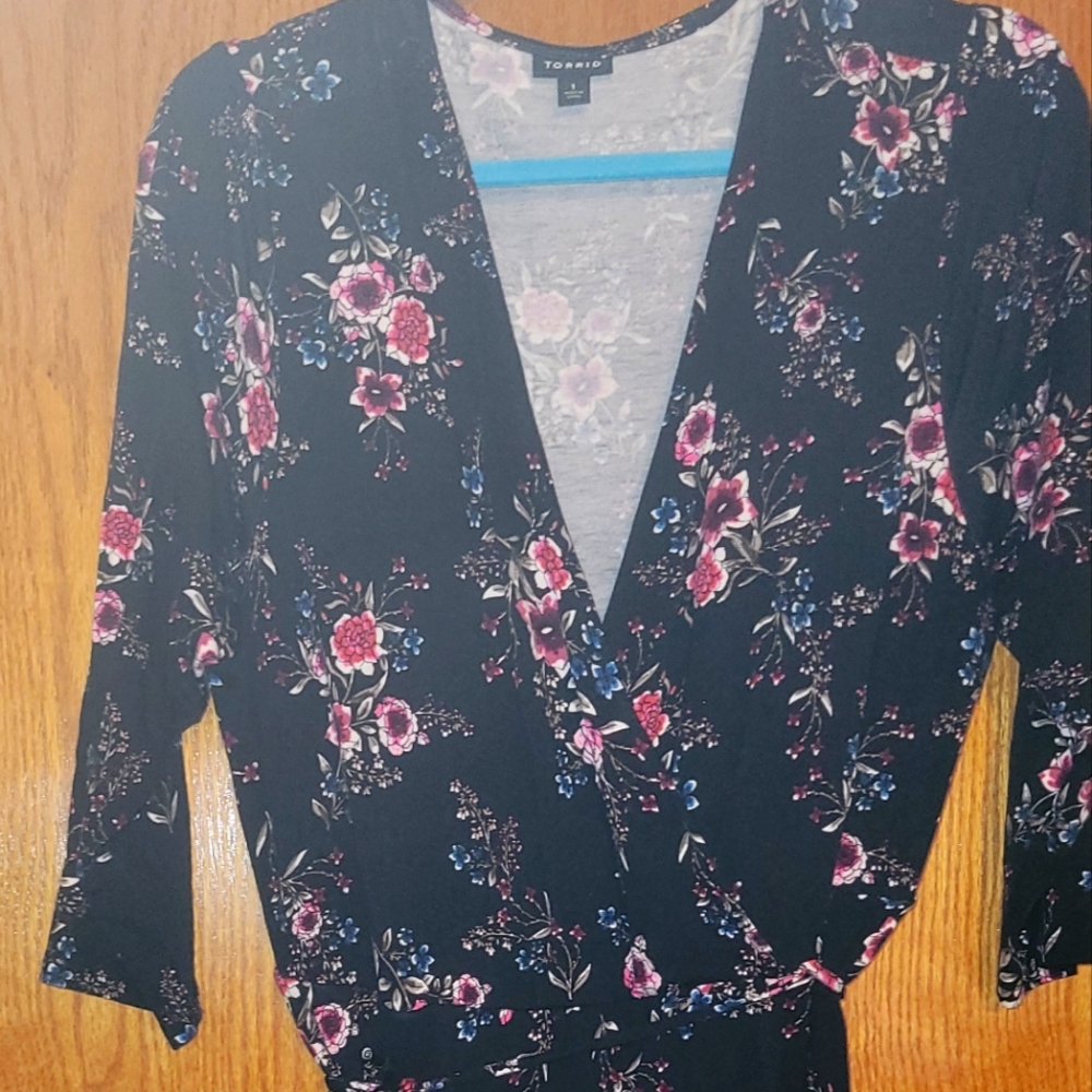Torrid faux wrap dress size 1